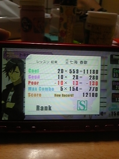 �����v��