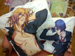 �����v��