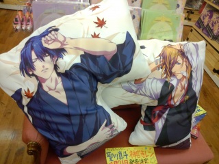 �����v��