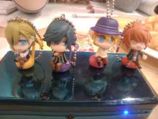 �����v��