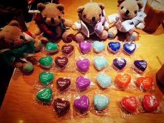 �����v��