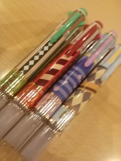 �����v��